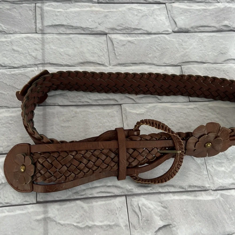 Belt medium braided brown bohemian